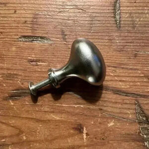 Simon's Hardware & Bath Single Brushed Silver Oval Knob